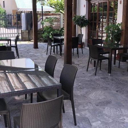 Albergo Antica Lanterna กัสเตลนูโอโว ดี การ์ฟาญานา ภายนอก รูปภาพ