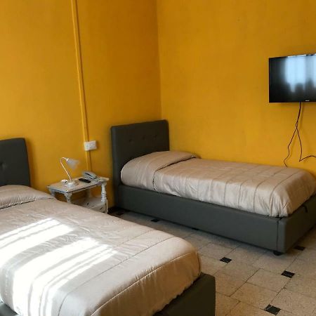 Albergo Antica Lanterna กัสเตลนูโอโว ดี การ์ฟาญานา ภายนอก รูปภาพ