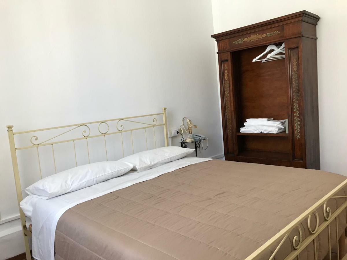 Albergo Antica Lanterna กัสเตลนูโอโว ดี การ์ฟาญานา ภายนอก รูปภาพ