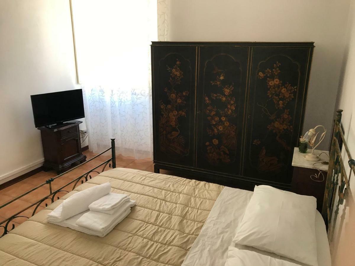 Albergo Antica Lanterna กัสเตลนูโอโว ดี การ์ฟาญานา ภายนอก รูปภาพ