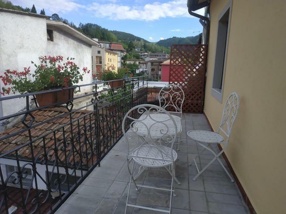 Albergo Antica Lanterna กัสเตลนูโอโว ดี การ์ฟาญานา ภายนอก รูปภาพ